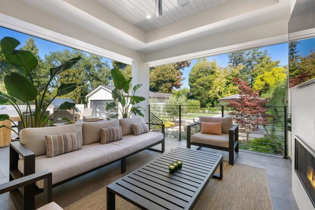 424 Occidental Avenue, San Mateo CA: https://media.crmls.org/mediaz/3023b445-cd0e-4c05-bdc3-3b2221abb28e.jpg