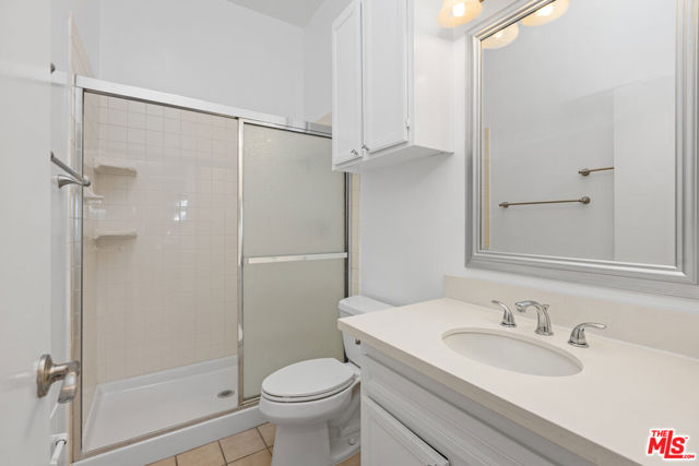 8324 Regents Road, San Diego CA: https://media.crmls.org/mediaz/3024e1d6-db42-4b4d-a8b8-d43724a22fe5.jpg