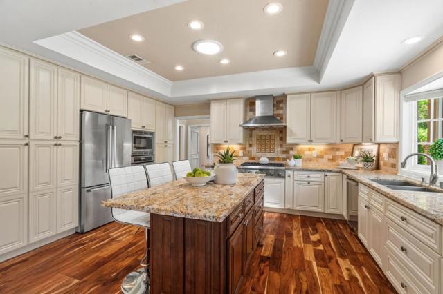 14811 Vickery Avenue, Saratoga CA: https://media.crmls.org/mediaz/3025054a-199b-4dea-bee0-555e85c46253.jpg