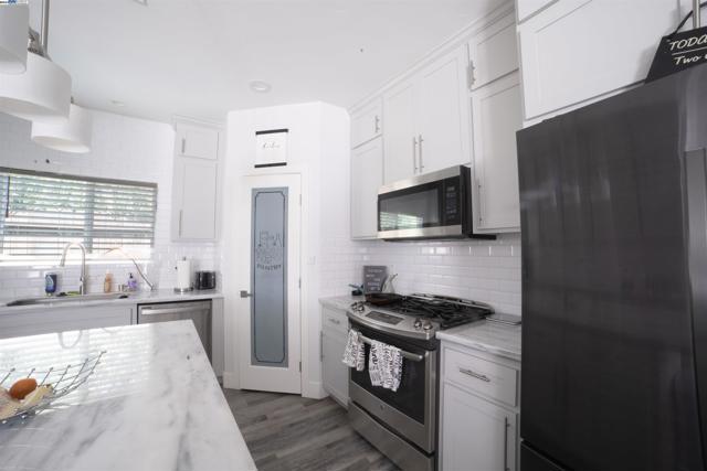 Image 4 of 32 For 516 Todhunter Ave