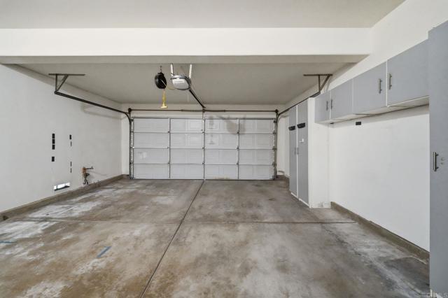 Detail Gallery Image 40 of 50 For 10974 Creekbridge Pl, San Diego,  CA 92128 - 2 Beds | 2/1 Baths