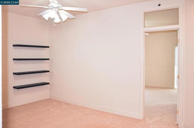 7809 Caracena Ct, Vallejo CA: https://media.crmls.org/mediaz/30281cb7-d252-44bf-ba07-414d3071e6ec.jpg