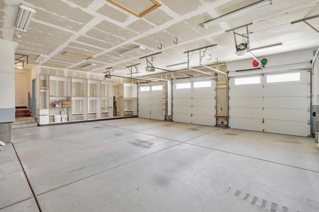 415 Kelly Avenue, Half Moon Bay CA: https://media.crmls.org/mediaz/3028969e-f48f-48f0-8099-607f767b55ab.jpg