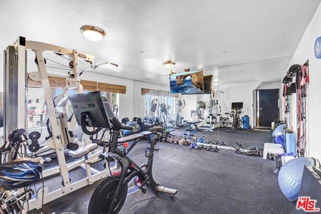 1153 N Formosa Avenue, Los Angeles CA: https://media.crmls.org/mediaz/302ac14c-2b27-4487-8d97-9f0a9b8331e2.jpg