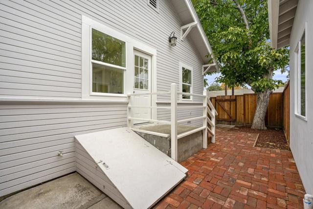 840 N 15th Street, San Jose CA: https://media.crmls.org/mediaz/302bdd22-eb4d-4863-8a71-3d7d59b55b14.jpg