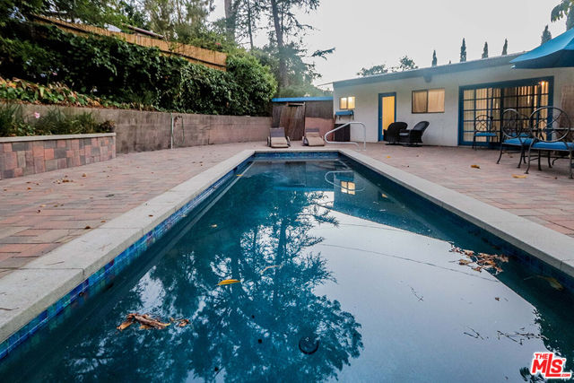 3131 & 3135 Oakcrest Drive, Los Angeles CA: https://media.crmls.org/mediaz/302cac82-3f87-4fc1-ac53-ed62dac4db75.jpg
