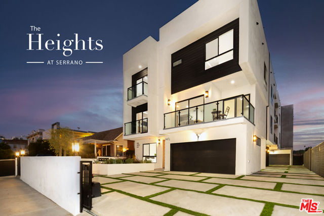 542 1/2 N Serrano Avenue, Los Angeles CA: https://media.crmls.org/mediaz/302d1211-69dc-484b-a60d-581c24cca3ce.jpg