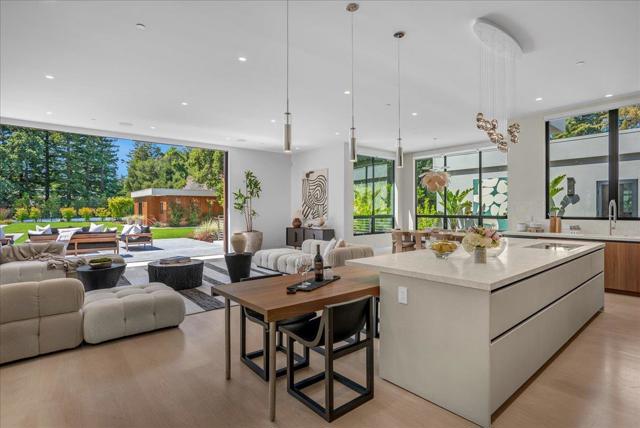 88 Tuscaloosa Avenue, Atherton CA: https://media.crmls.org/mediaz/302d57f2-5198-4ccc-a0d1-d20fee4acf1a.jpg