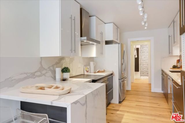 4751 Camino Del Rey, Santa Barbara CA: https://media.crmls.org/mediaz/302defcf-4a40-4b67-b96f-ee5427806553.jpg