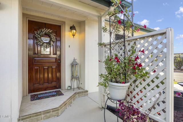 Detail Gallery Image 9 of 69 For 36 Poinsettia Gardens Dr, Ventura,  CA 93004 - 2 Beds | 2 Baths