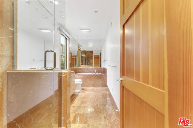2323 S Beverly Glen Boulevard, Los Angeles CA: https://media.crmls.org/mediaz/302e9da6-1499-4e96-9bf6-e7c0e6fe5f9c.jpg