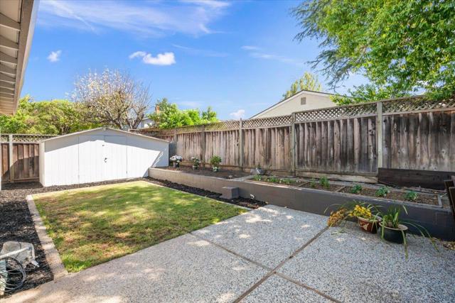 692 Hathaway Court, San Jose CA: https://media.crmls.org/mediaz/302eb425-2e85-43ee-b43a-712b39b19de2.jpg