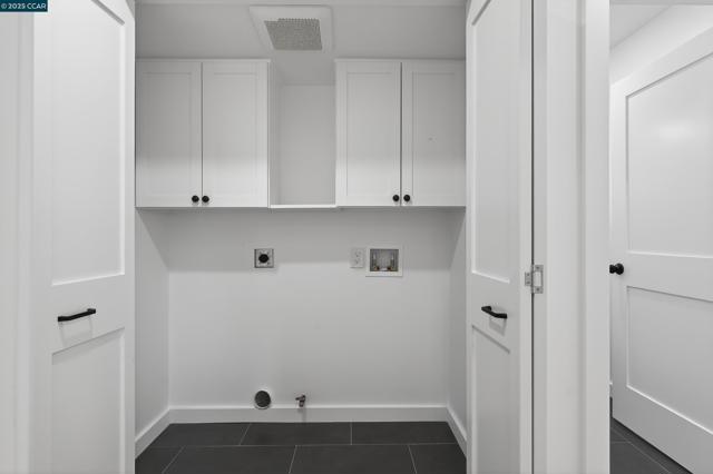 1264 Belfair Dr, Pinole CA: https://media.crmls.org/mediaz/302f1131-fa30-43ac-b50c-cb3ad59a186f.jpg