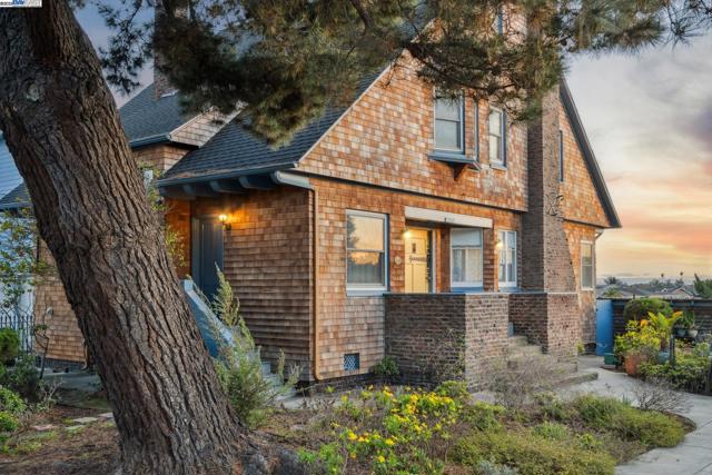 2000 CLINTON AVENUE, Alameda CA: https://media.crmls.org/mediaz/302f217b-846d-445e-b7c5-f3a2412364dc.jpg