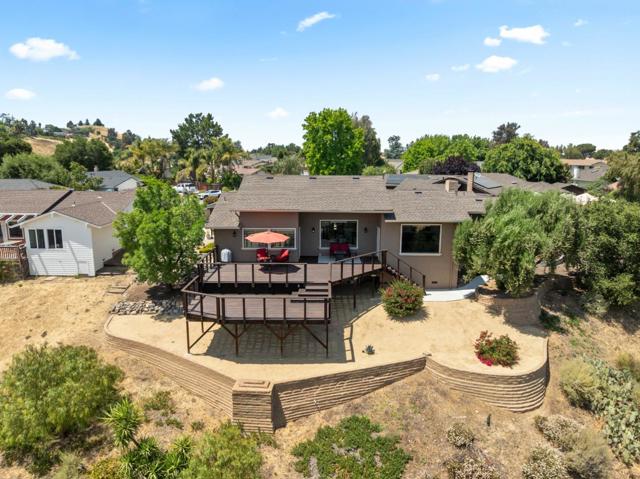 38 Barbras Court, Hollister CA: https://media.crmls.org/mediaz/302fcf11-f1e9-44cb-84f3-ce42df4cc169.jpg