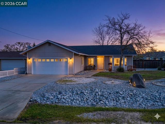 Image 1 of 33 For 19388 Bonanza King Dr