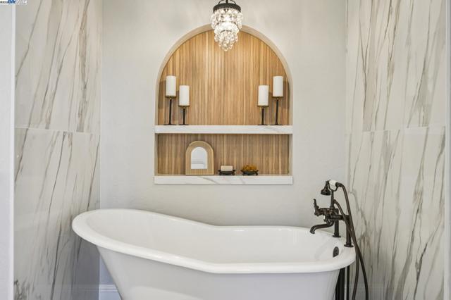 3801 Mohr Ave, Pleasanton CA: https://media.crmls.org/mediaz/30300a66-18d9-4097-837f-dc7100a5c9b2.jpg