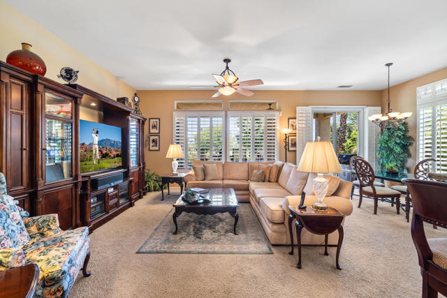Image 11 of 60 For 43318 Heritage Palms Drive
