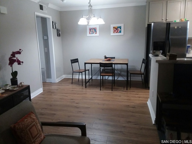 Image 5 of 14 For 1756 Essex St  Unit 311