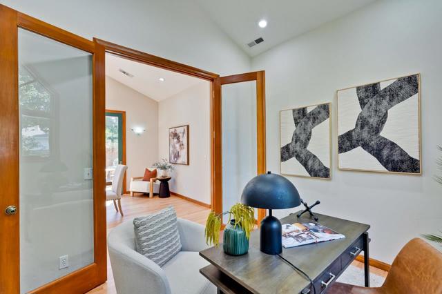 1625 Hazelaar Way, Los Altos CA: https://media.crmls.org/mediaz/3030ecab-b634-4c0f-be7f-bbbebab48618.jpg
