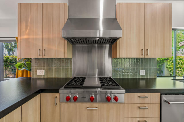 24 Calle Ardilla, Rancho Mirage CA: https://media.crmls.org/mediaz/3031845b-60a9-4aee-a463-b3e1eb5a66f2.jpg