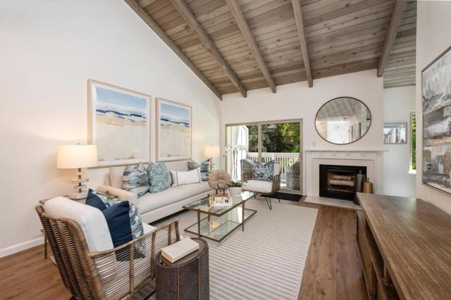 38 Weepingridge Court, San Mateo CA: https://media.crmls.org/mediaz/3031cfa7-f492-4168-b726-56457e9aee7d.jpg