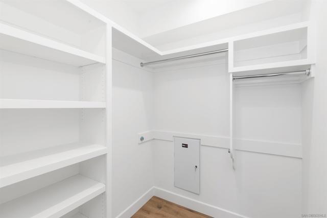 478 Orange Ave, Coronado CA: https://media.crmls.org/mediaz/30323e8a-ade4-4bbb-a3da-999293a294f7.jpg