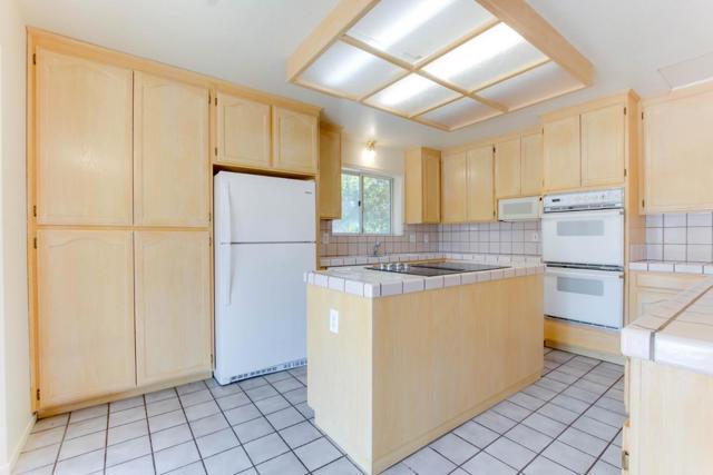 6460 Cabernet Drive, Hollister CA: https://media.crmls.org/mediaz/3032d495-e653-41d6-a034-4e328f0fdaef.jpg