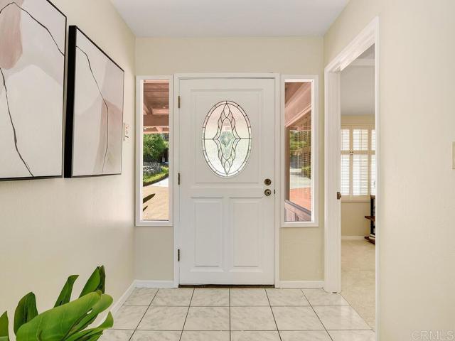 6418 Paseo Delicias, Rancho Santa Fe CA: https://media.crmls.org/mediaz/30331461-3ac3-4ed6-a762-3c6c88debfe5.jpg