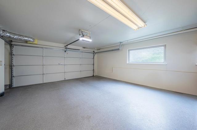 60 Skyline Crest Drive, Monterey CA: https://media.crmls.org/mediaz/3034a5fd-1457-40ff-be47-d951f0a50239.jpg