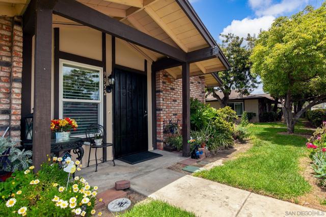9952 N Magnolia Ave, Santee CA: https://media.crmls.org/mediaz/30372cb1-f887-4751-a5a8-61135a1790e9.jpg