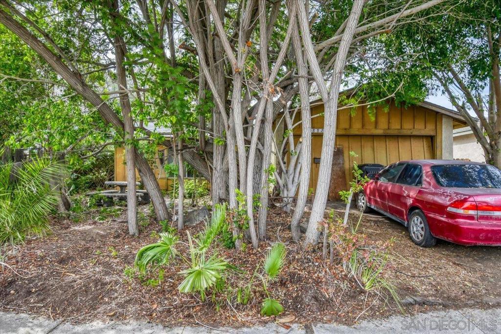 8824 Harlington Drive - photo 2