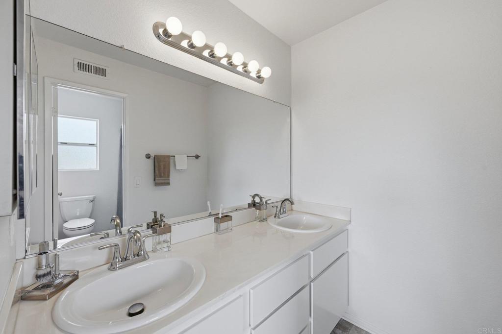 2633 Regent Road - photo 12