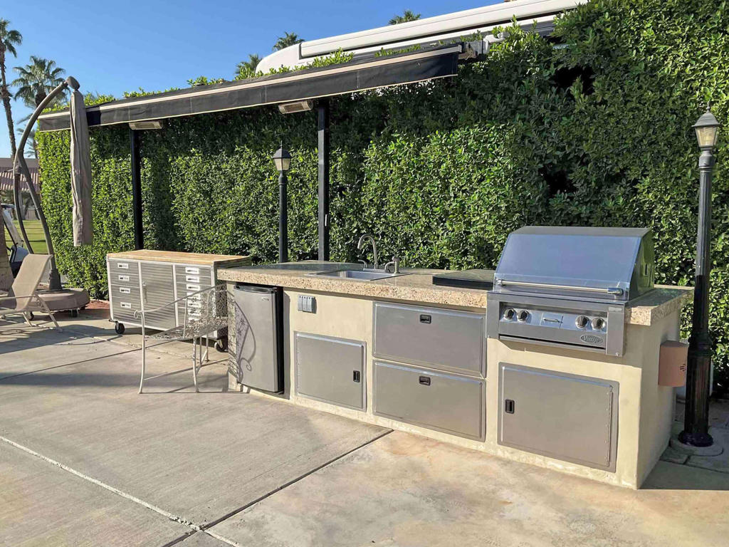 MLS #219136695DA image #2