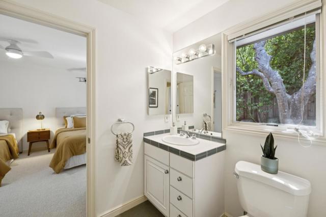 581 Laurent Road, Hillsborough CA: https://media.crmls.org/mediaz/30383493-5f57-4e12-bba6-c4df64fdb8f0.jpg