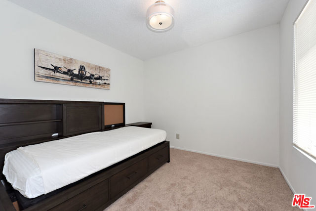 Office/Bed 3
