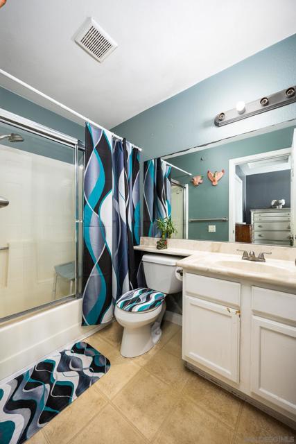 3574 Sunset Ln, San Diego CA: https://media.crmls.org/mediaz/303a17d6-09e6-45aa-ba50-fc75460093af.jpg