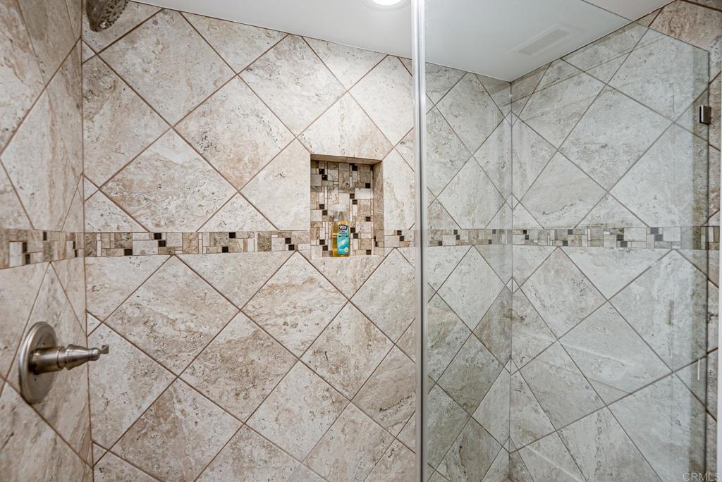 https://media.crmls.org/mediaz/303a358f-14aa-4e50-ae00-01783a3f91fc.jpg?preset=X-Large
