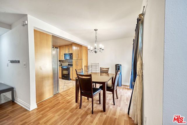 20807 Roscoe Boulevard, 1 photo 4
