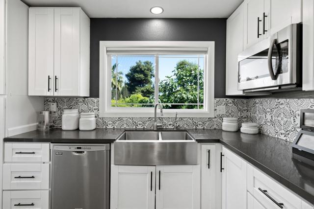 2548 Katherine Court, El Cajon CA: https://media.crmls.org/mediaz/303baf9f-ed07-4bf6-96df-08be9b60441a.jpg
