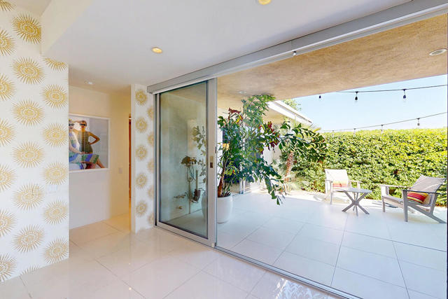 318 Desert Lakes Drive, Palm Springs, CA 92264