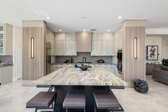 81207 Santa Rosa Court, La Quinta CA: https://media.crmls.org/mediaz/303c8250-c5e2-4204-a7d4-a3c5c042de34.jpg