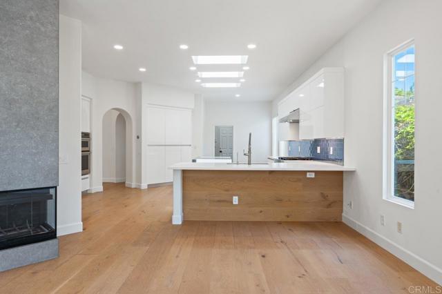 Detail Gallery Image 27 of 75 For 2327 Falkirk Row, La Jolla,  CA 92037 - 3 Beds | 3/1 Baths