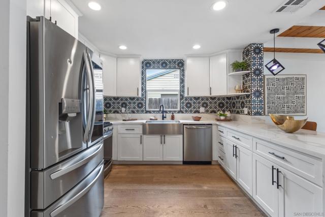 6750 Cowles Mountain Blvd, San Diego CA: https://media.crmls.org/mediaz/303e4063-6639-40c4-9508-3a5e9869fe65.jpg