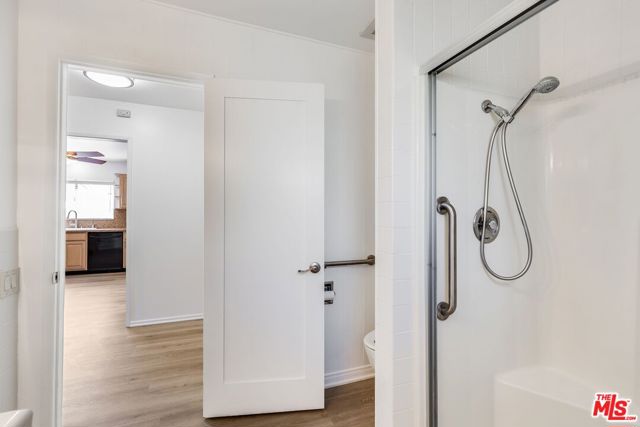 2324 Louella Avenue, Venice CA: https://media.crmls.org/mediaz/303e8eab-e089-4d8a-ab1e-dff4a7513031.jpg