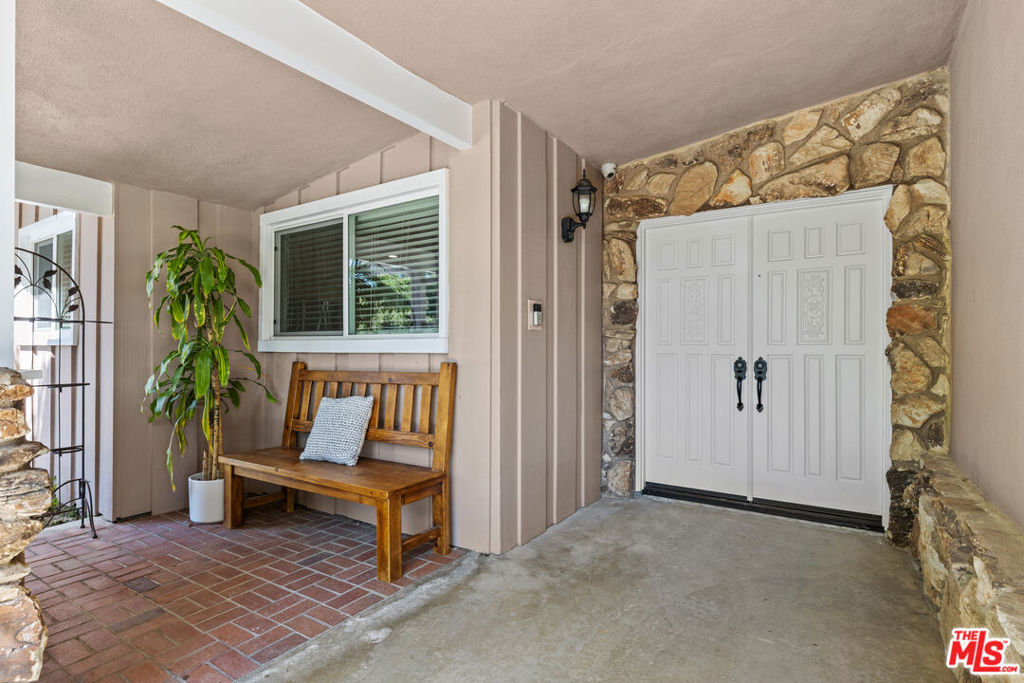 MLS #26857443 image #1