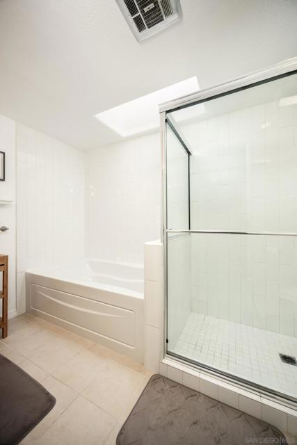 12466 Senda Rd, San Diego CA: https://media.crmls.org/mediaz/303fede0-17b3-4417-869d-40cdf91972f6.jpg