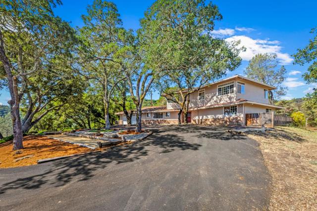15805 Uvas Road, Morgan Hill CA: https://media.crmls.org/mediaz/30402b76-bf54-442e-9936-36a11ed9c07b.jpg