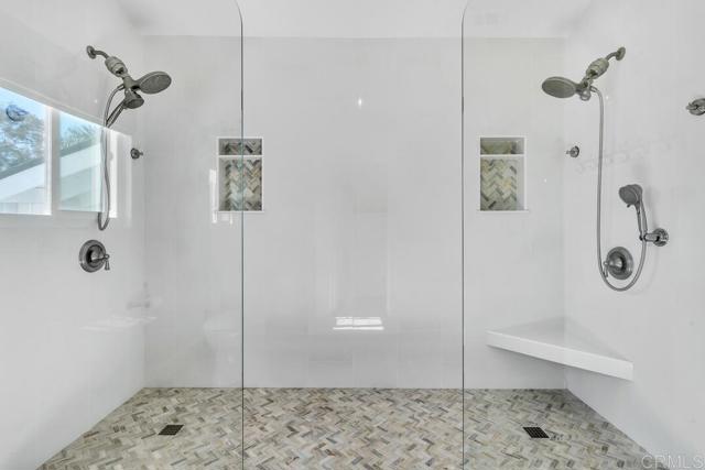 Detail Gallery Image 24 of 42 For 754 Rocking Horse Rd, Vista,  CA 92081 - 4 Beds | 3 Baths