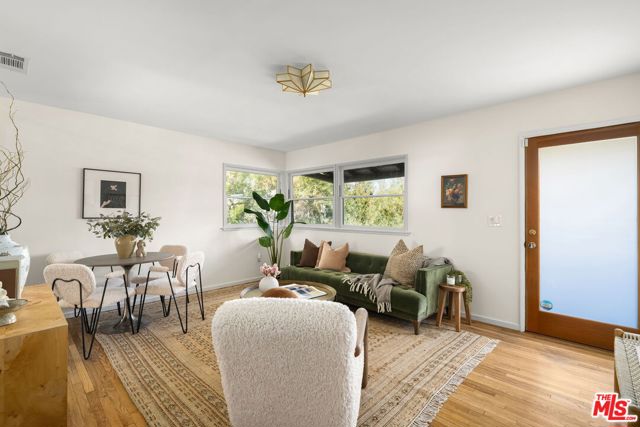 4940 Twining Street, Los Angeles CA: https://media.crmls.org/mediaz/3040d6af-058d-4e12-b3f3-1e239a4bf30f.jpg